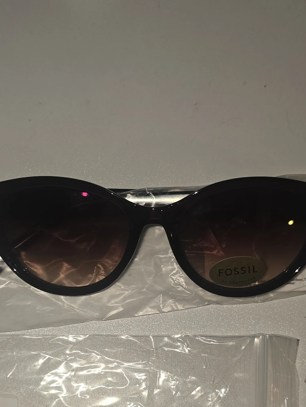NWT Fossil Dark Brown Cat Eye Sunglasses FW261 — Brown Tinted Lenses
